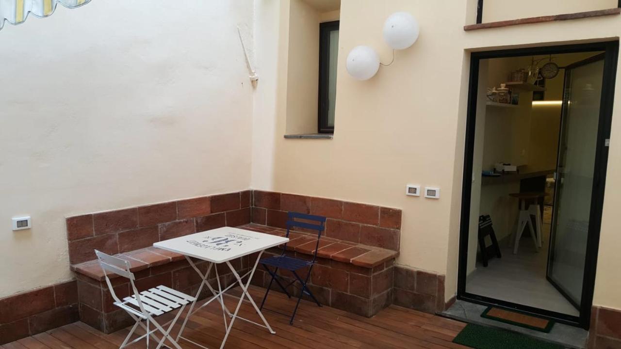 Incantevole Monolocale Con Giardino Lucca Kültér fotó
